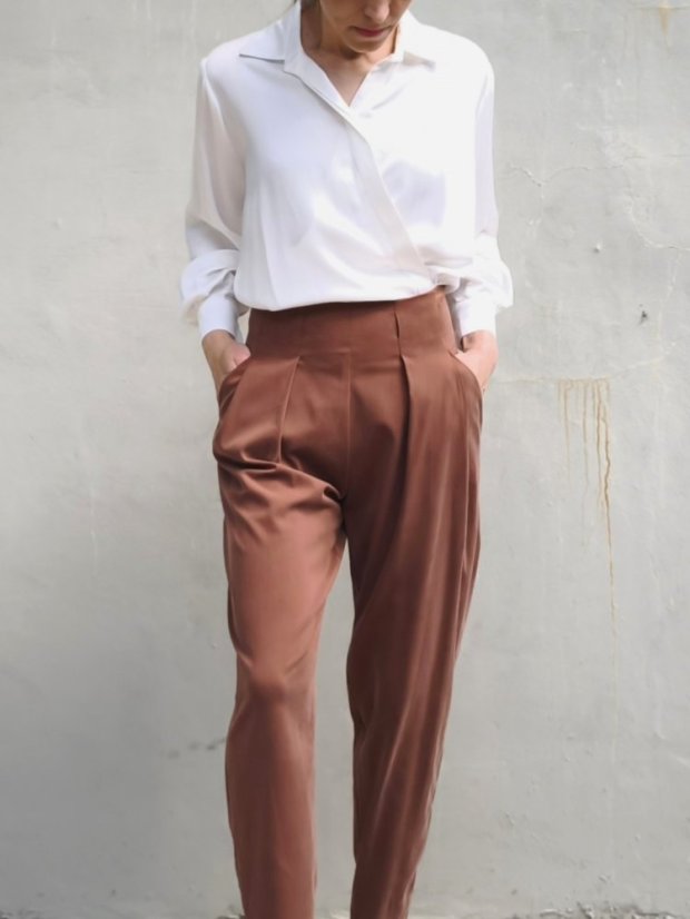 trousers_THREE_slim line