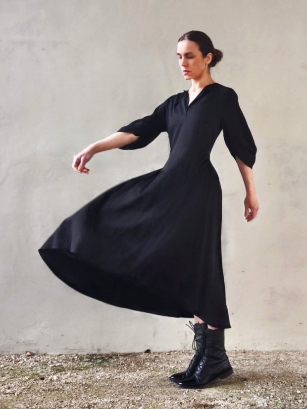 šaty_EIGHT_ viscose satin - veľkosť: XS, farba: čierna