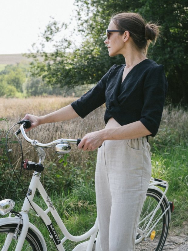 crop top_TWIST_čierny ĽAN - veľkosť: 34