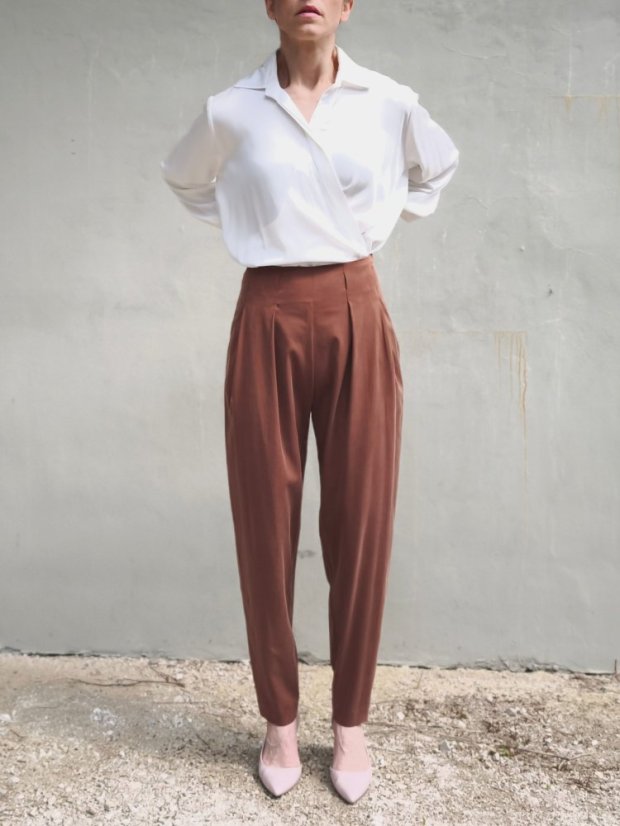 trousers_THREE_slim line