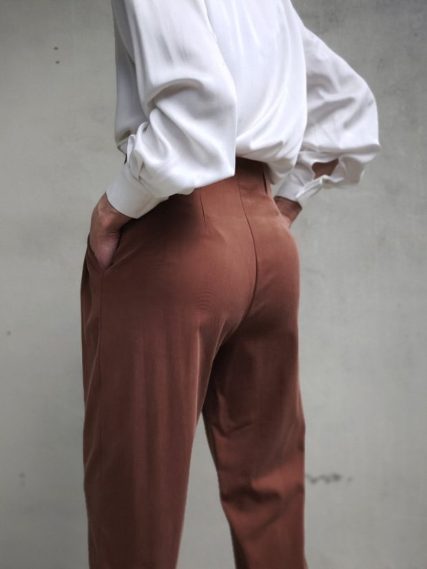 trousers_THREE_slim line