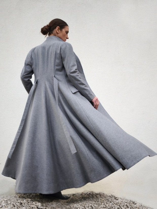 kabát _THREE_ - veľkosť: 38, farba: čokoládová