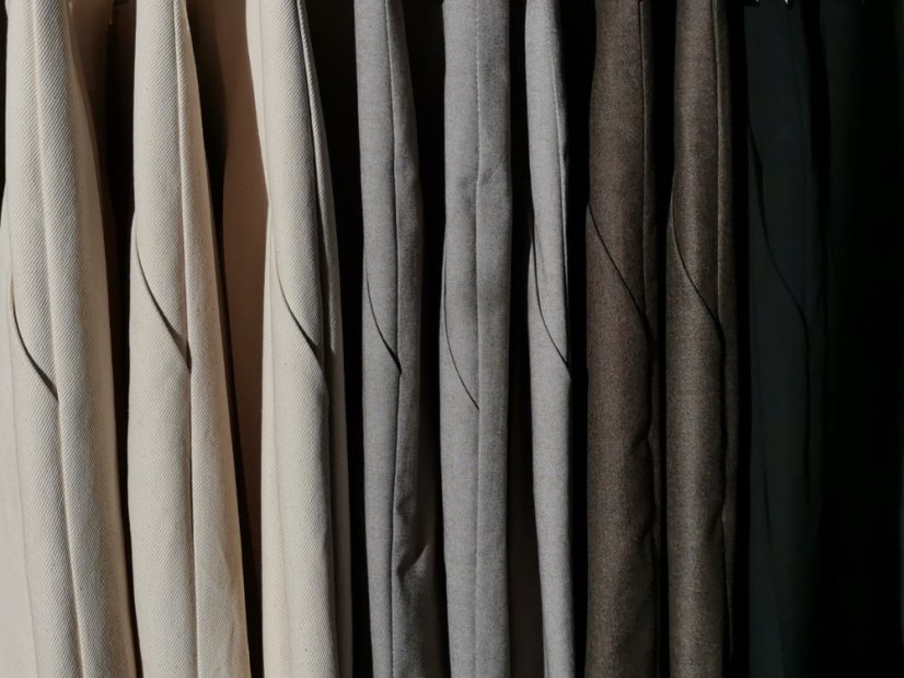 trousers_THREE_