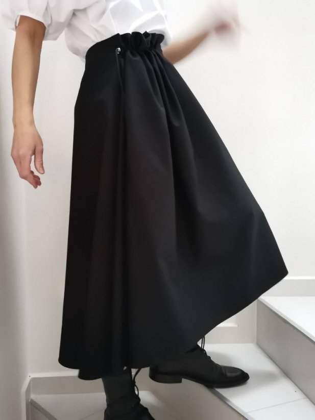 zimná sukňa _MINIMAL_ čierna - veľkosť: S